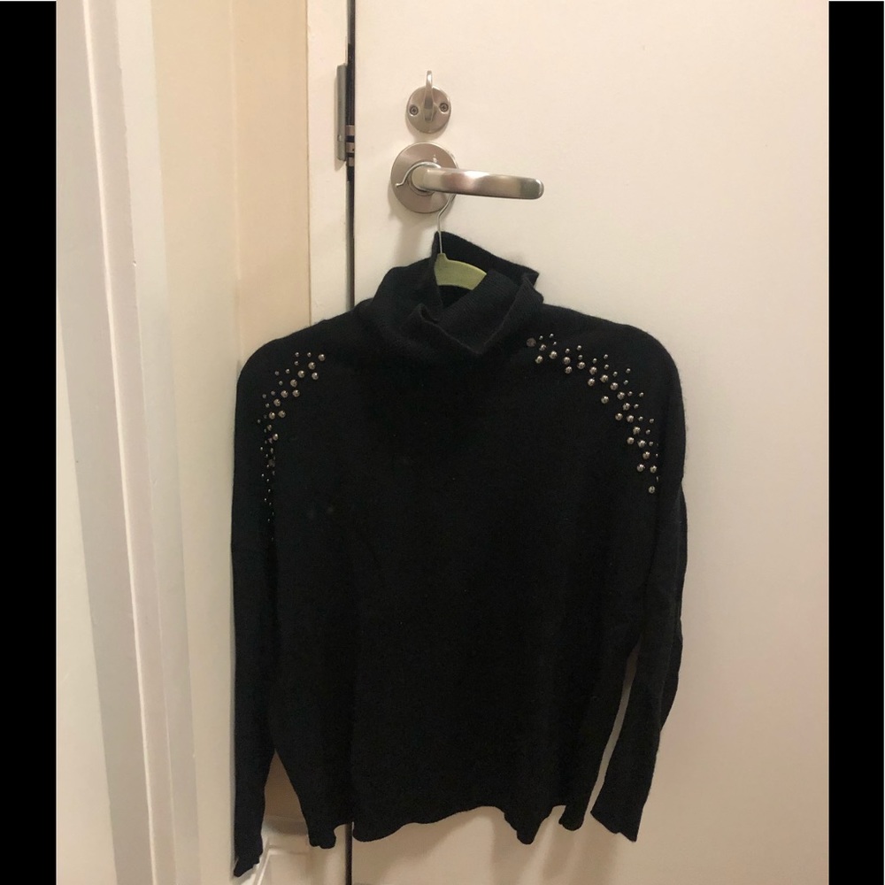 Black cashmere Turtleneck